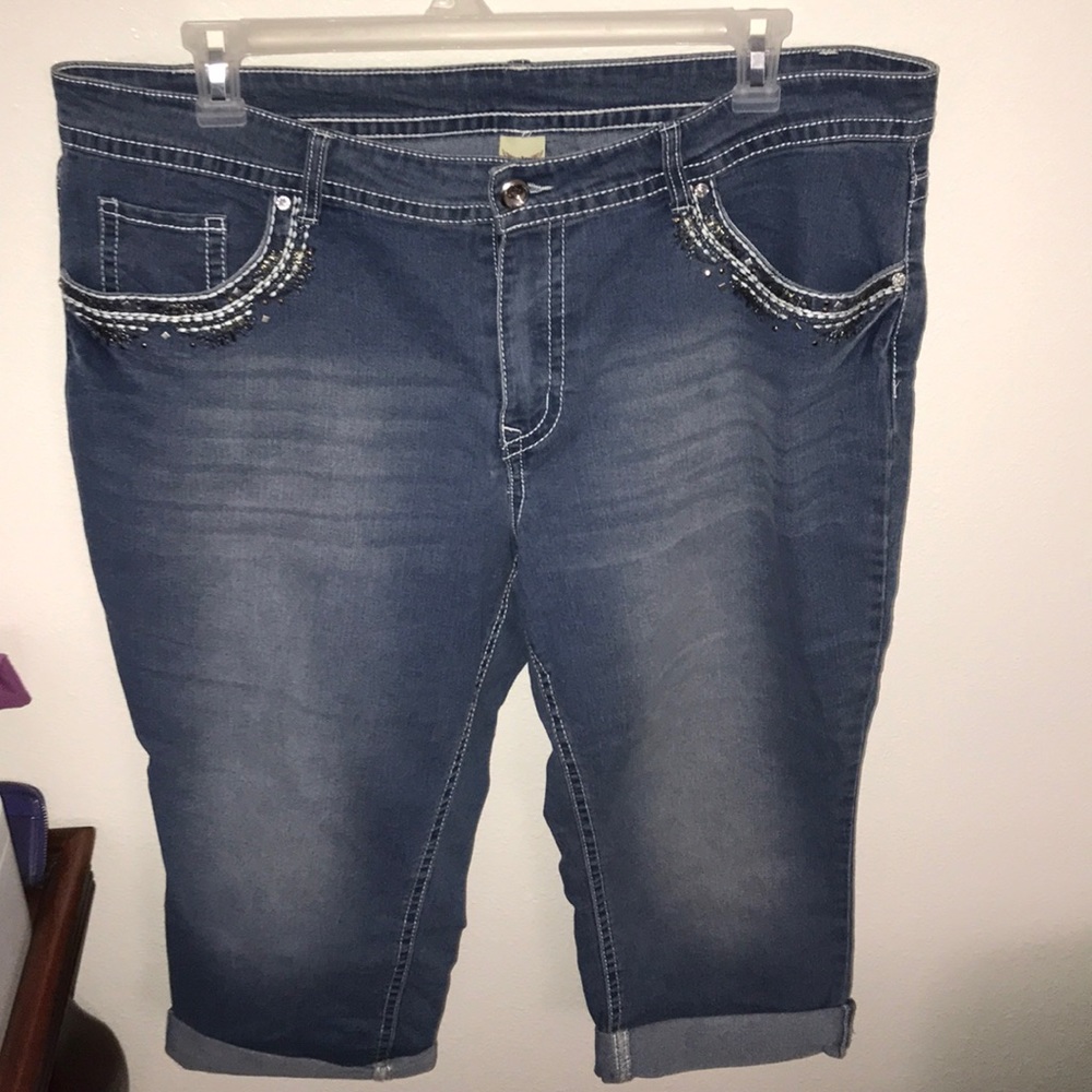 Capri Jeans